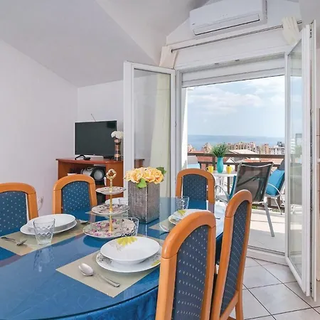 Two-bedroom In Daire Split